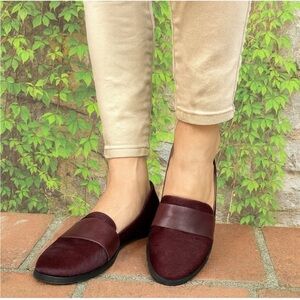 Vince Mason Burgundy Casual Leather Calf Hair Flats Loafers  Size 9.5